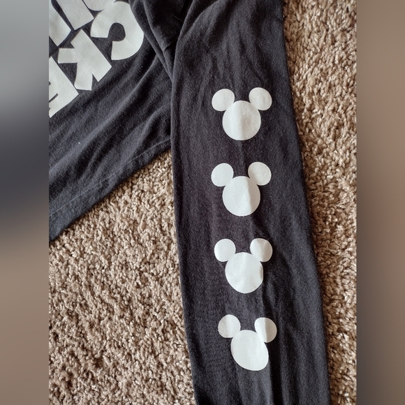 Disney Mickey Mouse Black Long Sleeve T-shirt Large - Picture 6 of 9